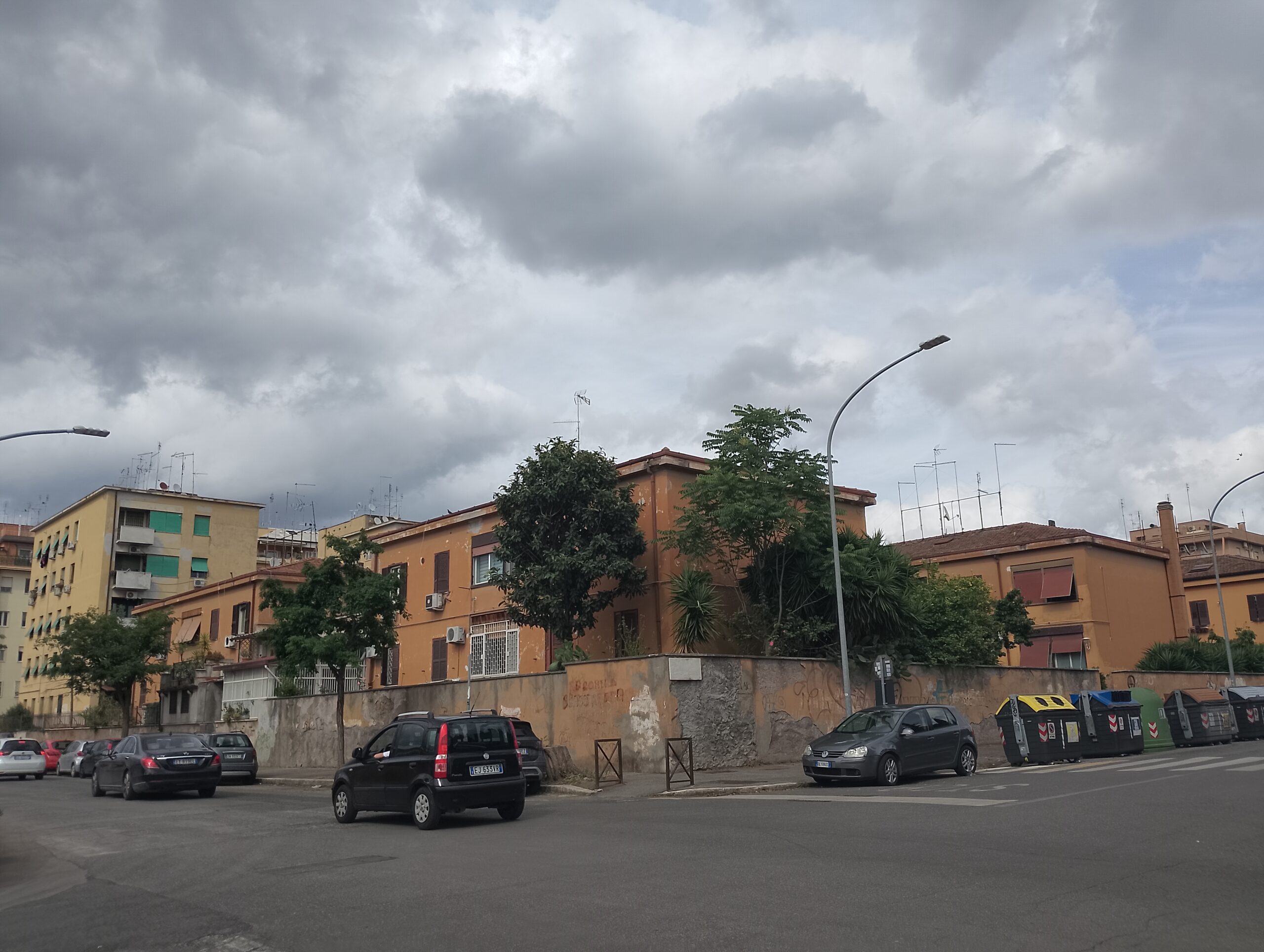 le case ater di via Flavia Tiziana a Tor Marancia